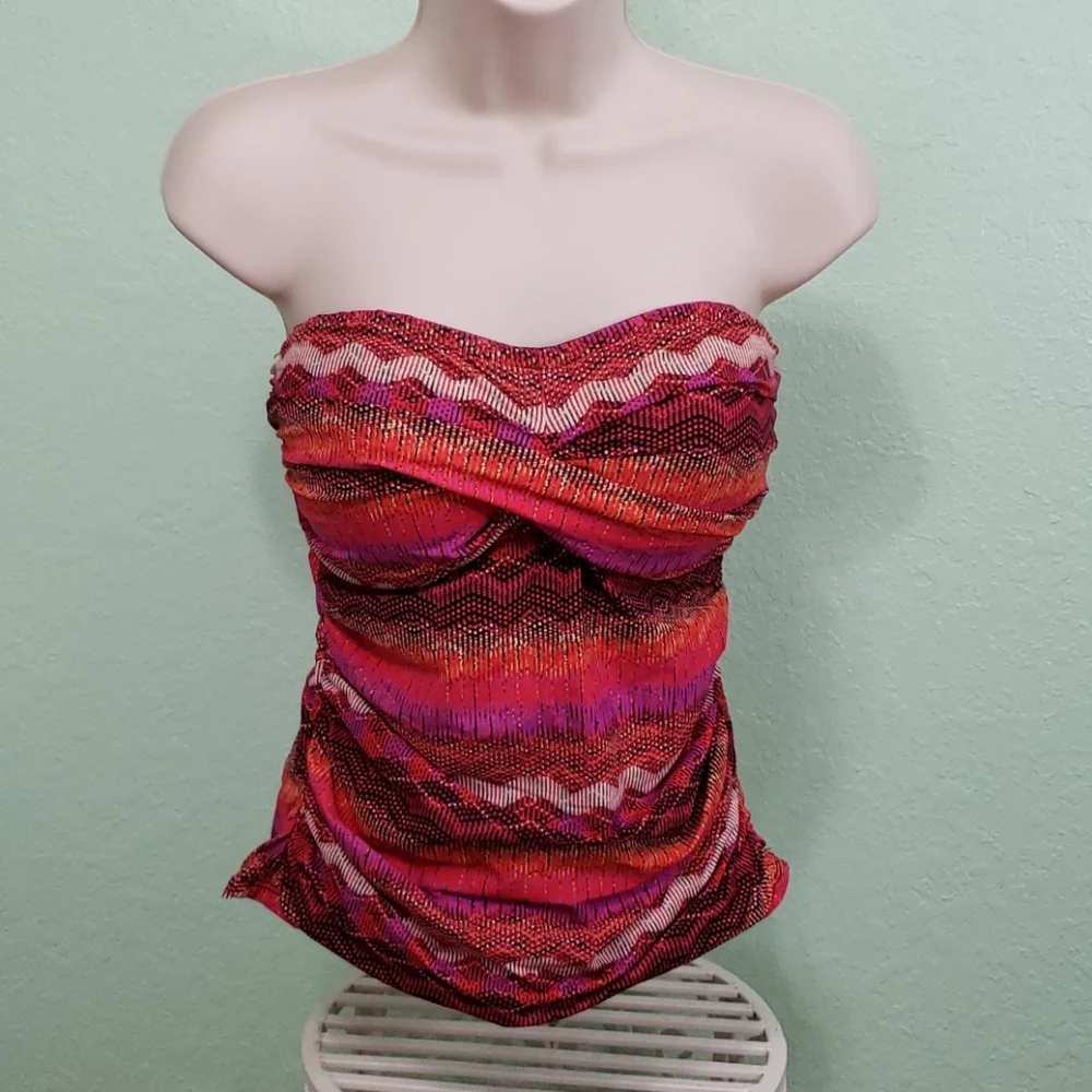 LA BLANCA bathing suit top
